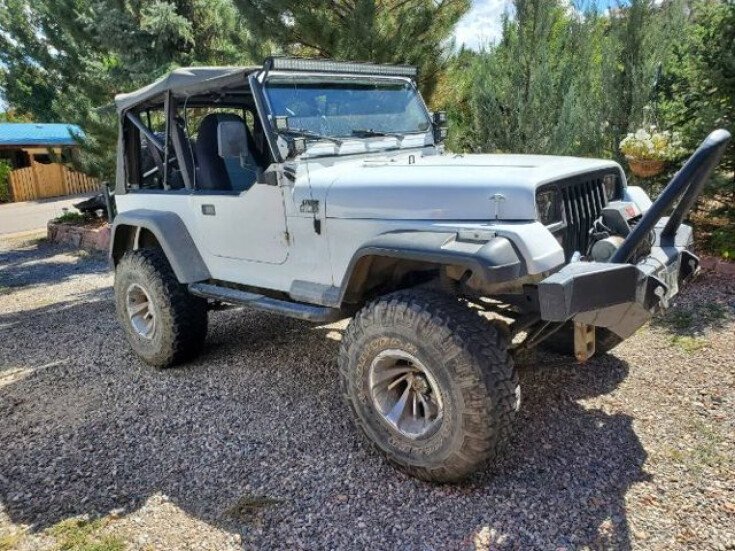 Thumbnail Photo undefined for 1989 Jeep Wrangler